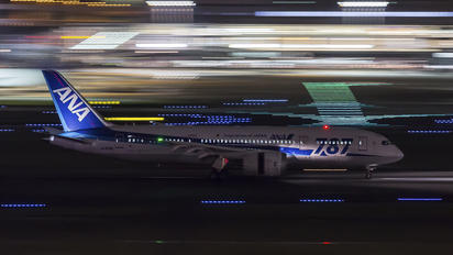 JA809A - ANA - All Nippon Airways Boeing 787-8 Dreamliner