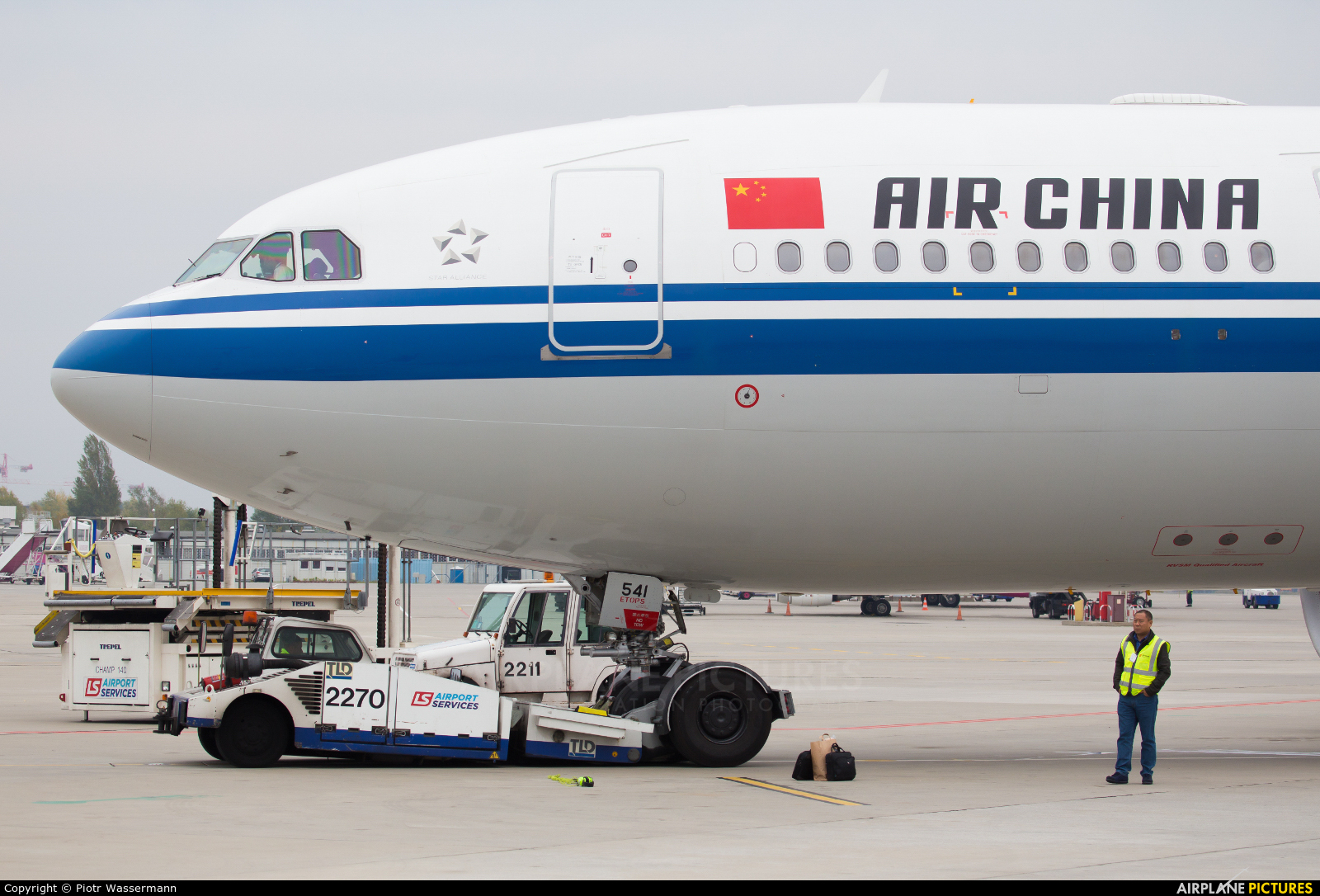 Air China B-6541 aircraft at Warsaw - Frederic Chopin
