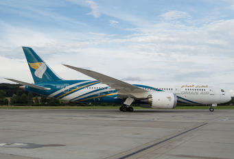 A4O-SZ - Oman Air Boeing 787-8 Dreamliner