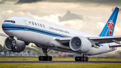 B-2071 - China Southern Cargo Boeing 777F