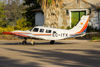 EC-IYX - Private Piper PA-34 Seneca