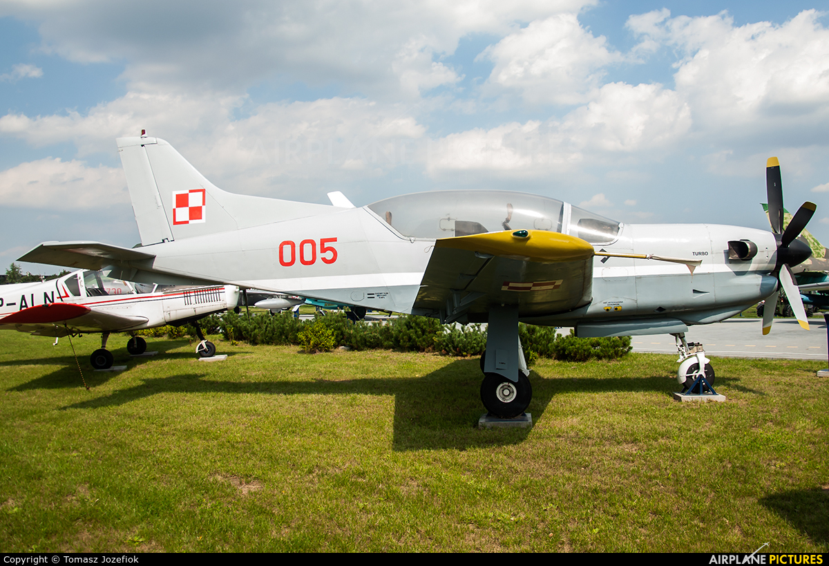 Poland - Air Force 005 aircraft at Dęblin