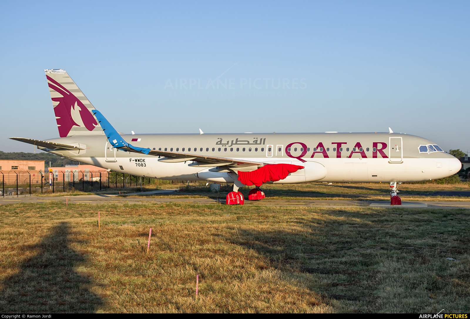 Qatar Airways F-WWDK aircraft at Toulouse - Blagnac