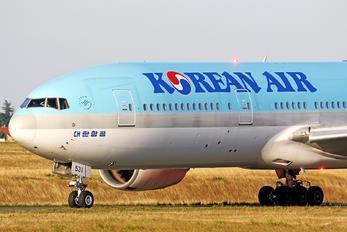 HL7531 - Korean Air Boeing 777-200ER