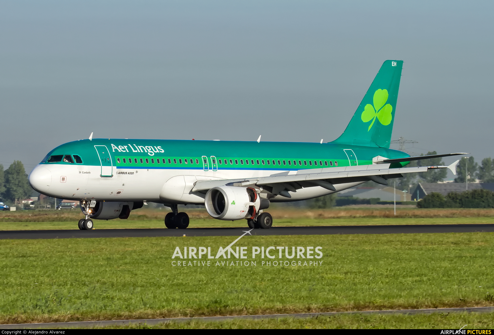 Aer Lingus EI-DEH aircraft at Amsterdam - Schiphol