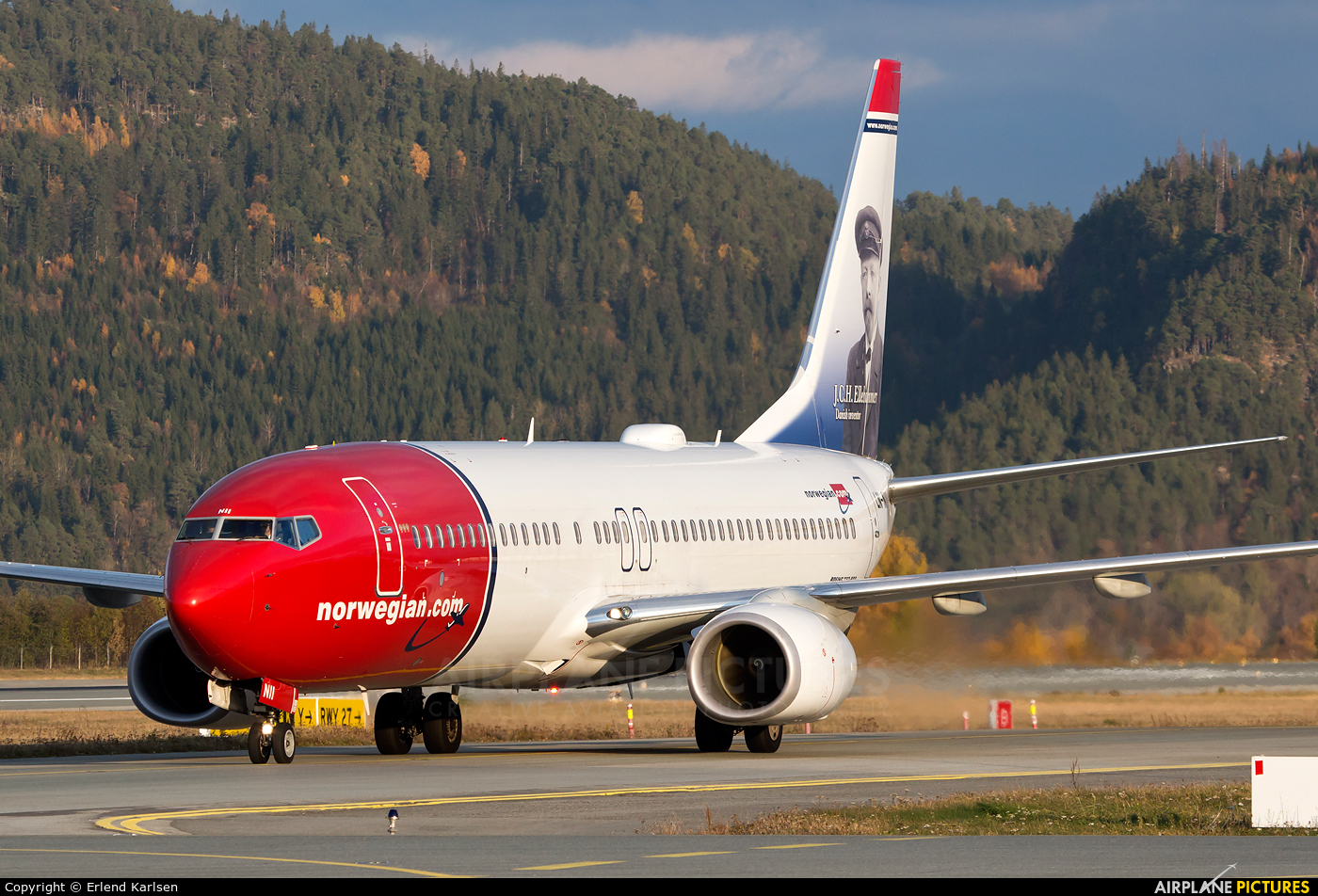 Norwegian Air Shuttle LN-NII aircraft at Trondheim - Vaernes