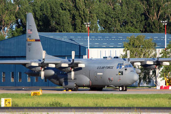 96-1007 - USA - Air Force Lockheed C-130H Hercules