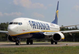 EI-ENK - Ryanair Boeing 737-800