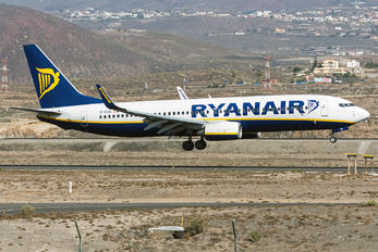 EI-EGD - Ryanair Boeing 737-800