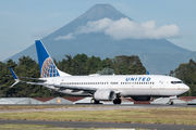 United Airlines N26215 image