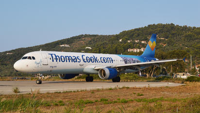 G-TCDA - Thomas Cook Airbus A321