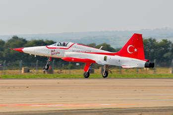 70-3039 - Turkey - Air Force : Turkish Stars Canadair NF-5A