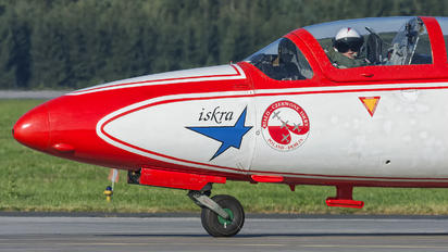 7 - Poland - Air Force: White & Red Iskras PZL TS-11 Iskra