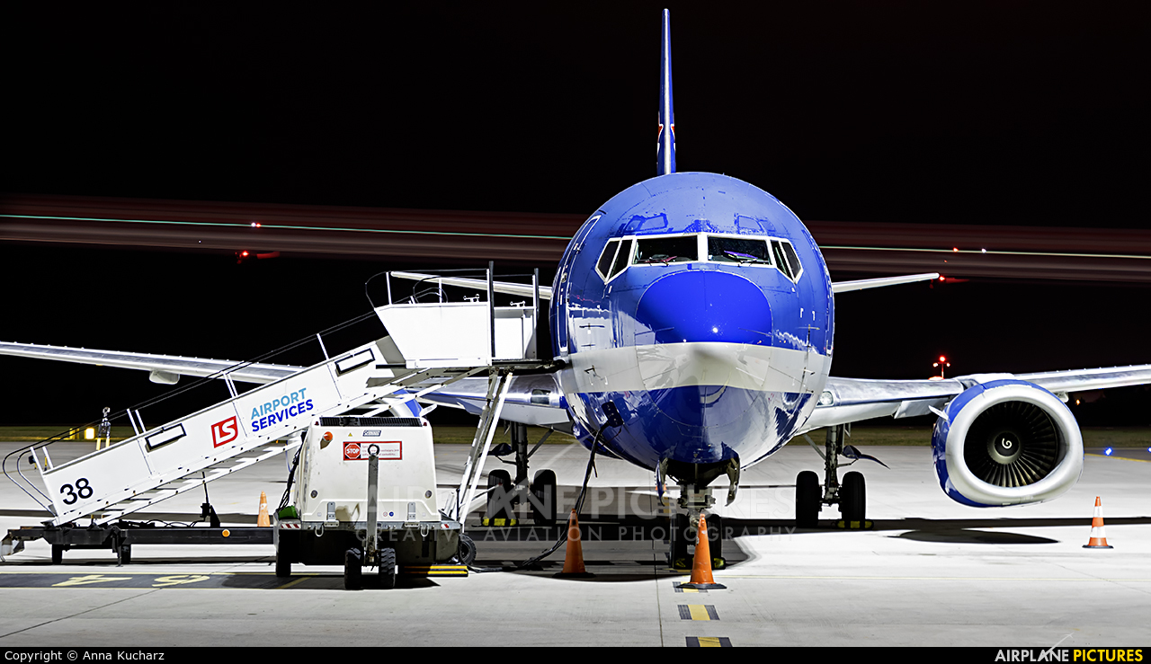TF-BBF - Bluebird Cargo Boeing 737-300F at Warsaw - Frederic Chopin ...