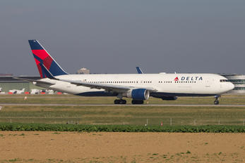 N178DN - Delta Air Lines Boeing 767-300ER