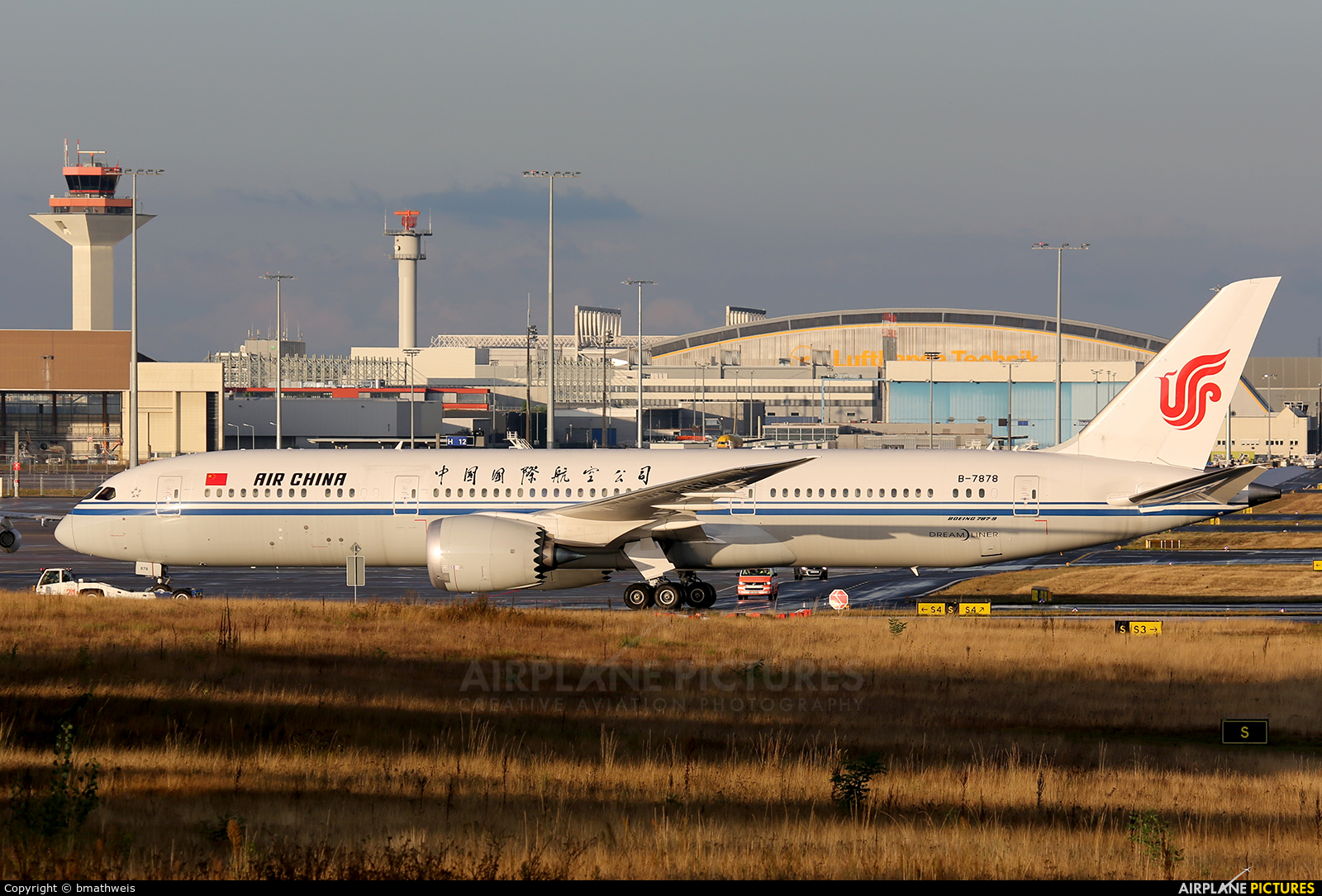 Air China B-7878 aircraft at Frankfurt