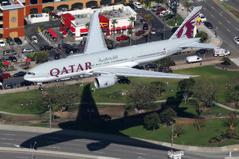 A7-BBA - Qatar Airways Boeing 777-200LR