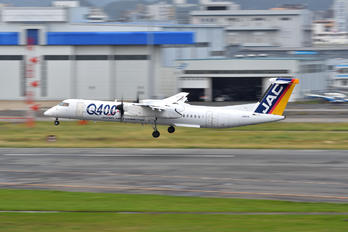 JA842C - JAL-  Japan Air Commuter de Havilland Canada DHC-8-400Q / Bombardier Q400