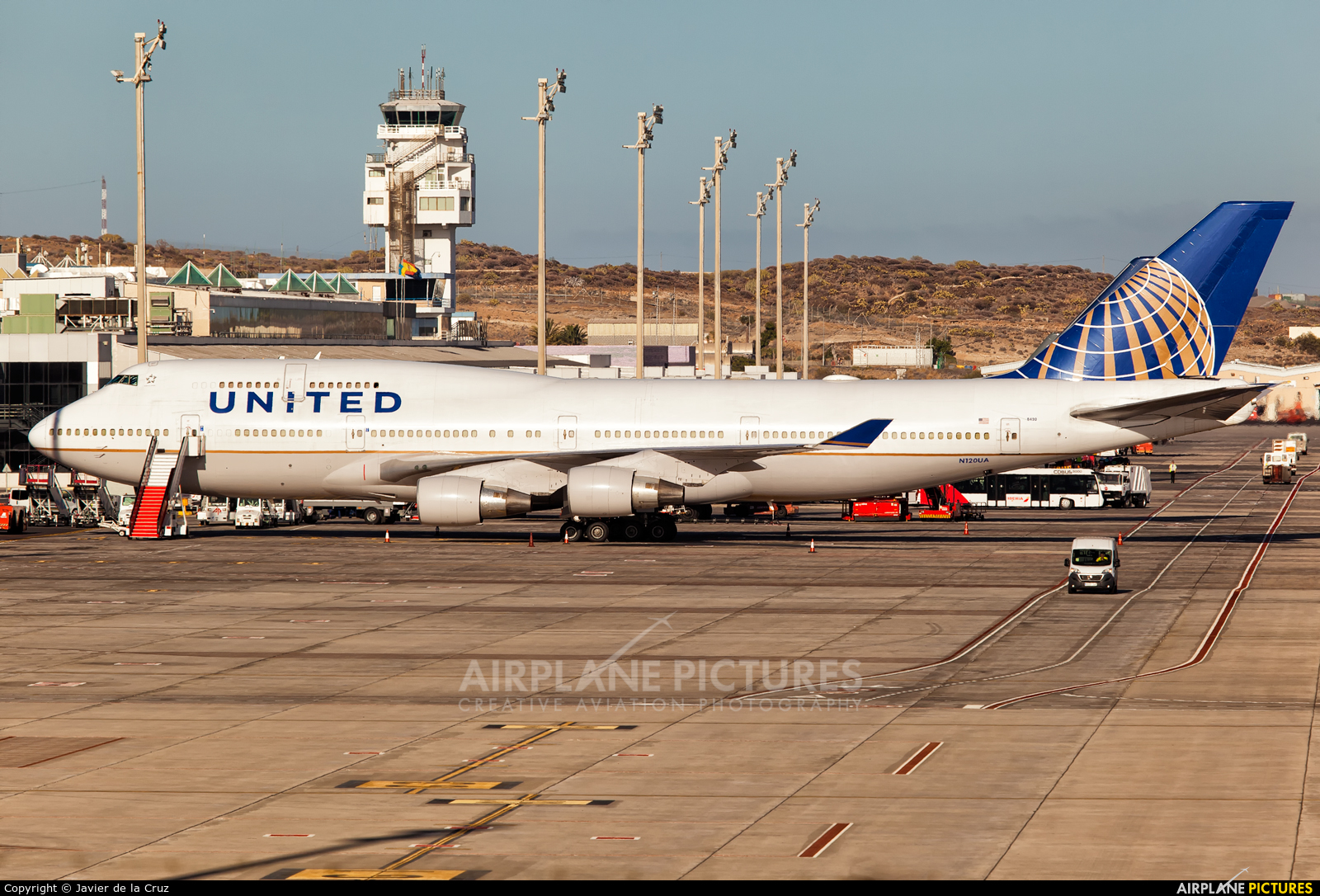 United Airlines N120UA aircraft at Tenerife Sur - Reina Sofia