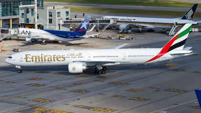 A6-ECE - Emirates Airlines Boeing 777-300ER