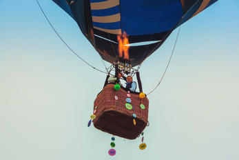 - - Private Hot Air Balloon Unknown type