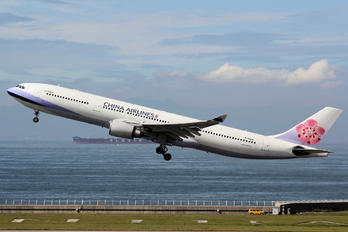 B-18309 - China Airlines Airbus A330-300