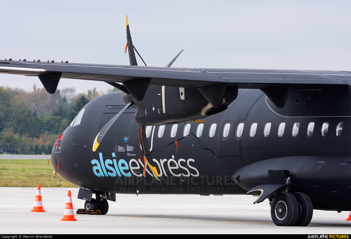 Alsie Express OY-CLY aircraft at Warsaw - Frederic Chopin