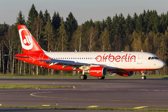 D-ABHA - Air Berlin Airbus A320