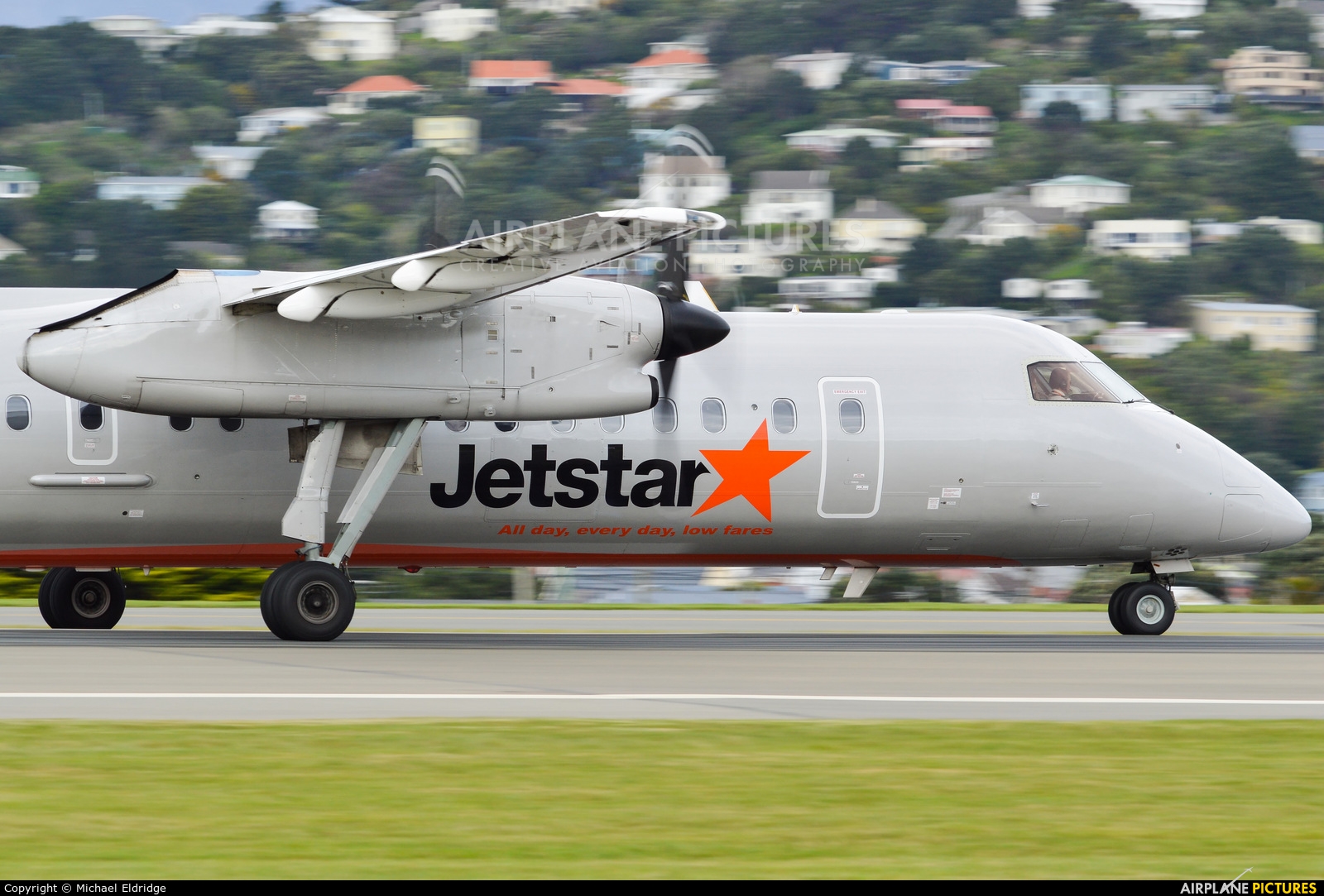 Jetstar Airways VH-TQL aircraft at Wellington Intl
