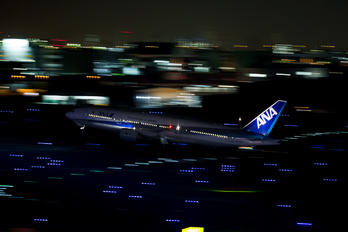 JA703A - ANA - All Nippon Airways Boeing 777-200