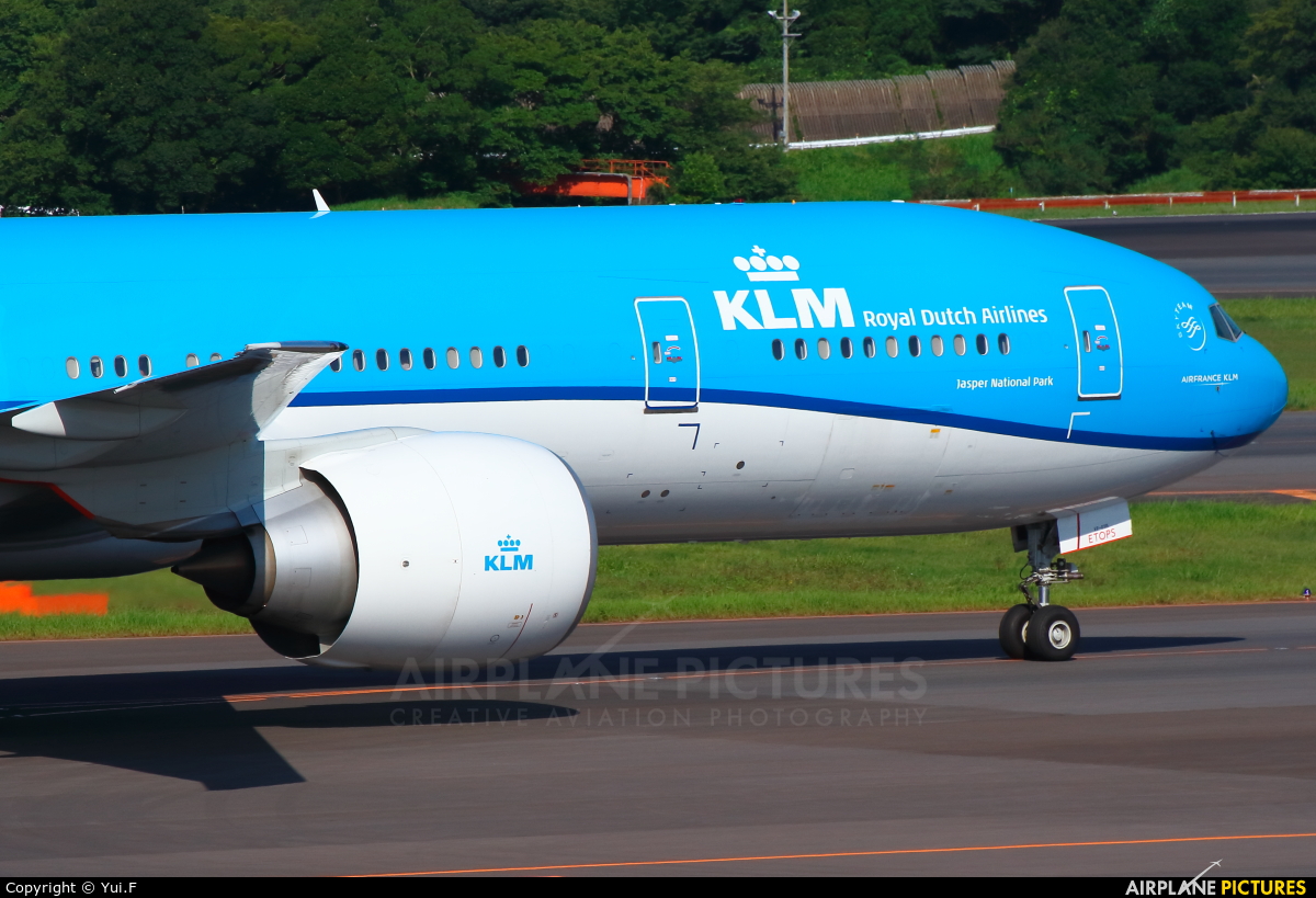 KLM PH-BVP aircraft at Tokyo - Narita Intl