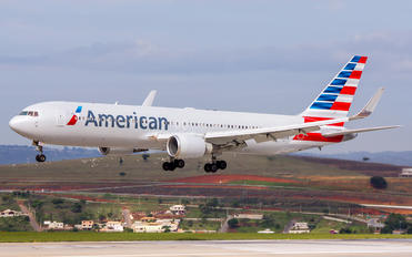 N382AN - American Airlines Boeing 767-300ER