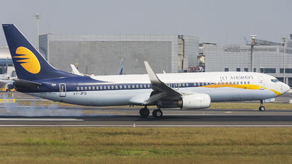 VT-JFQ - Jet Airways Boeing 737-800