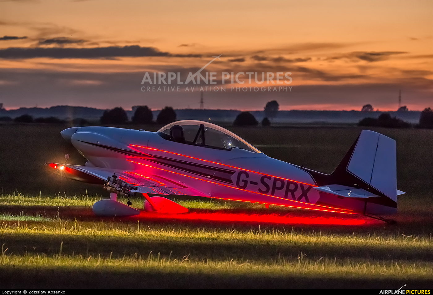 Fireflies Aerobatic Display Team G-SPRX aircraft at Leszno - Strzyżewice
