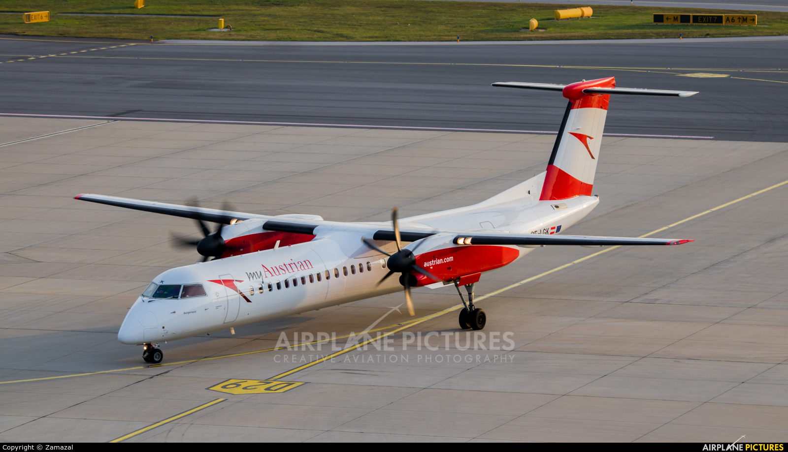 Austrian Airlines/Arrows/Tyrolean OE-LGK aircraft at Vienna - Schwechat