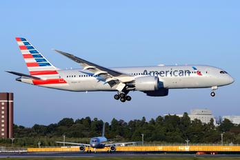 N816AA - American Airlines Boeing 787-8 Dreamliner