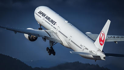 JA8944 - JAL - Japan Airlines Boeing 777-300