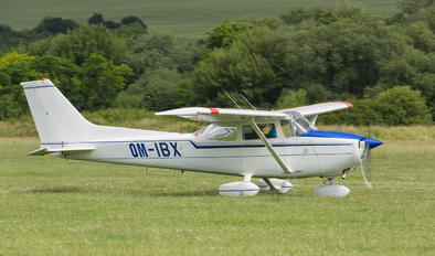 OM-IBX - Private Cessna 172 Skyhawk (all models except RG)