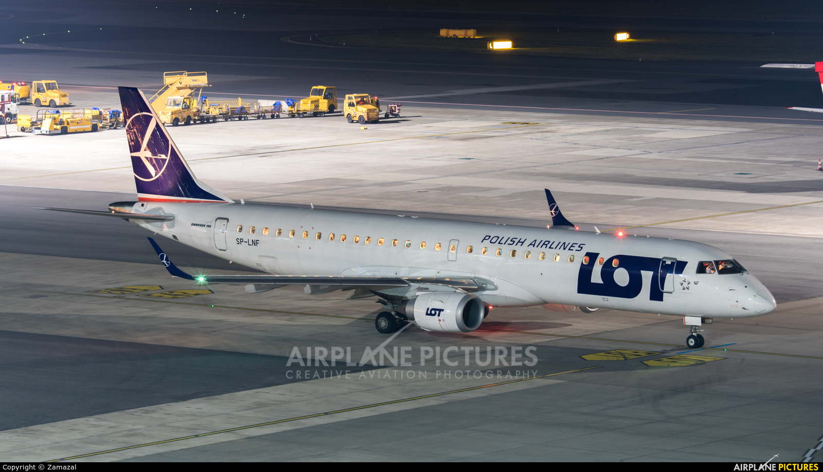 LOT - Polish Airlines SP-LNF aircraft at Vienna - Schwechat