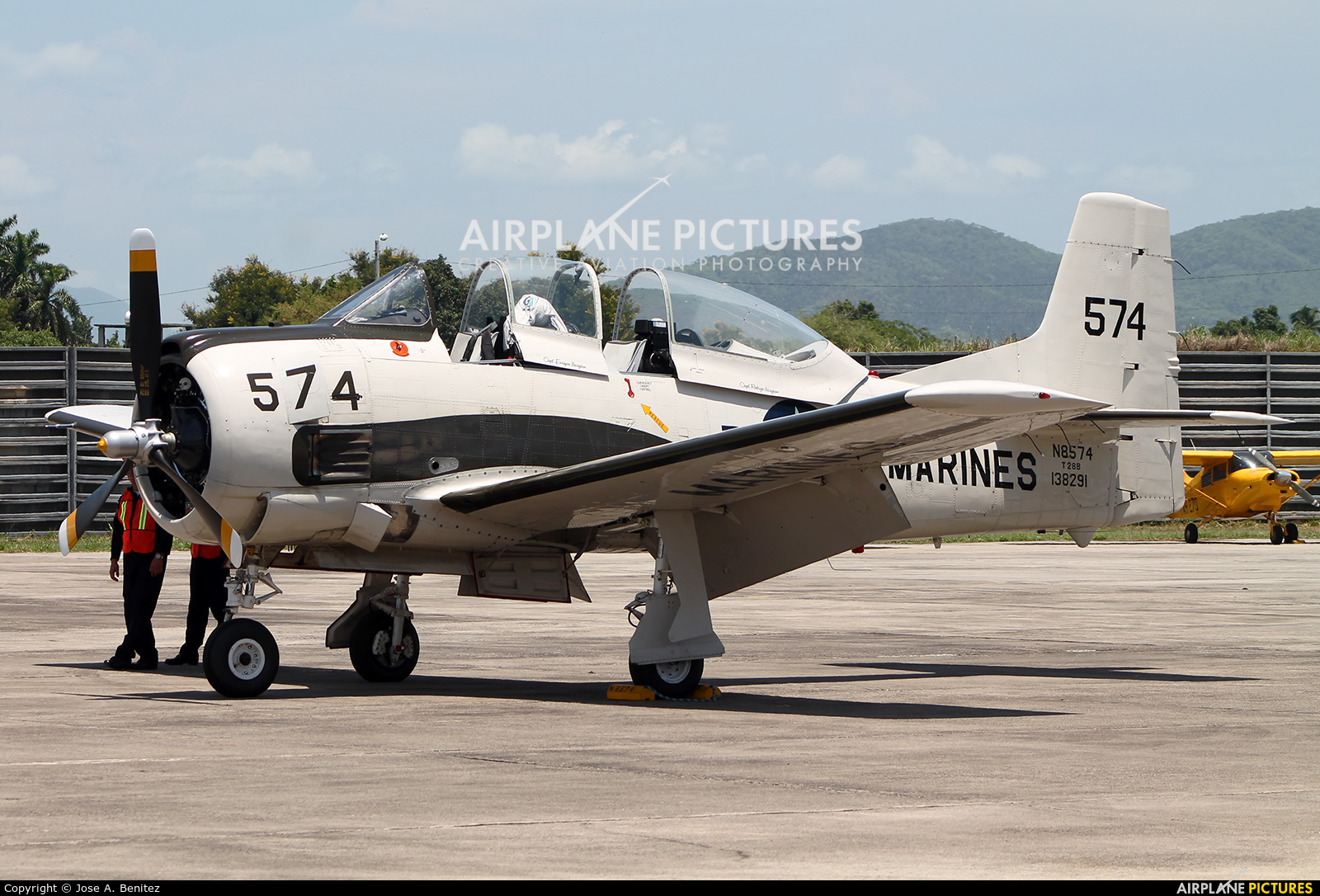 Private N8574 aircraft at San Pedro Sula - Ramon Villeda Morales