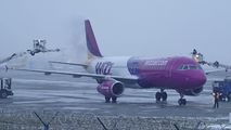 Wizz Air HA-LPZ image
