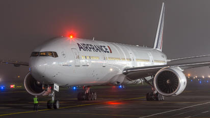 F-GZNL - Air France Boeing 777-300ER