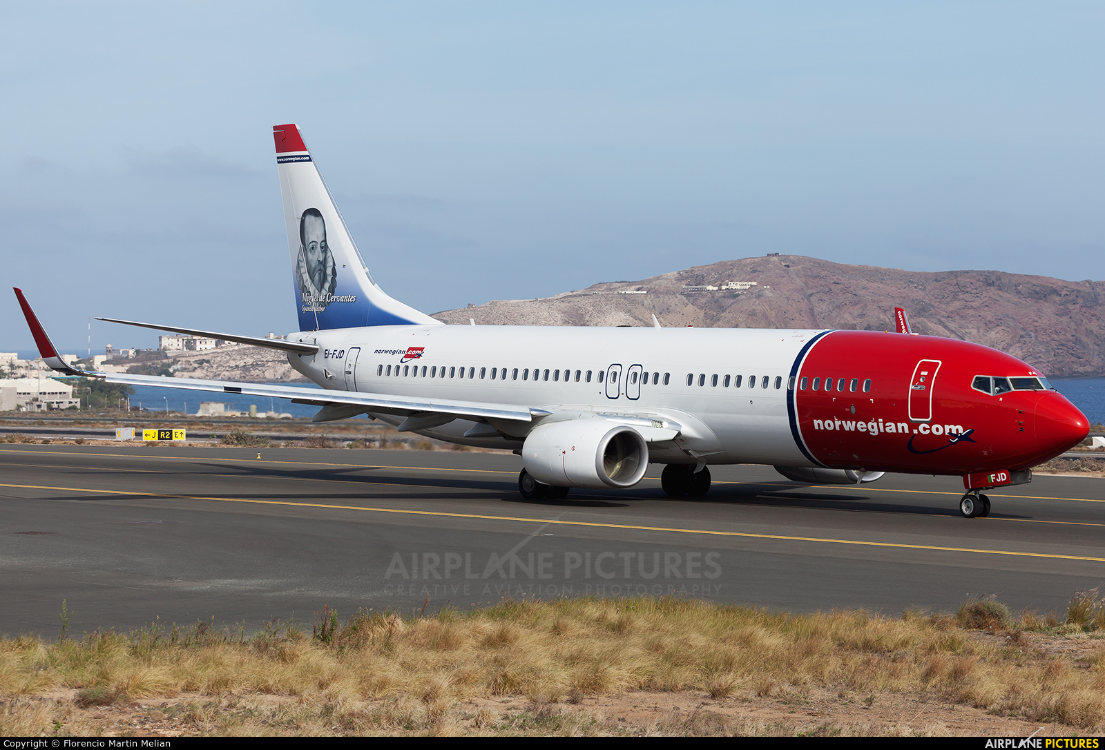 Norwegian Air Shuttle EI-FJD aircraft at Las Palmas de Gran Canaria