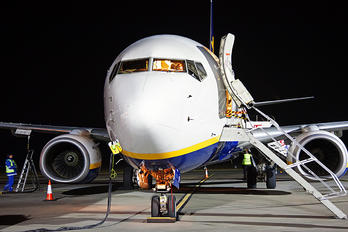EI-DCR - Ryanair Boeing 737-800