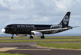 ZK-OAB - Air New Zealand Airbus A320