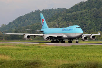 HL7499 - Korean Air Cargo Boeing 747-400F, ERF
