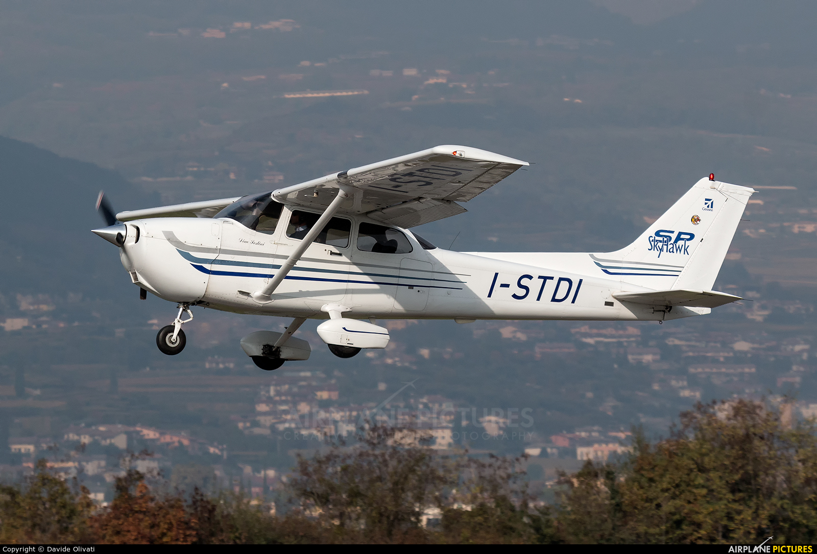 Private I-STDI aircraft at Verona - Boscomantico
