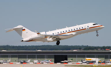 14+01 - Germany - Air Force Bombardier BD-700 Global 5000