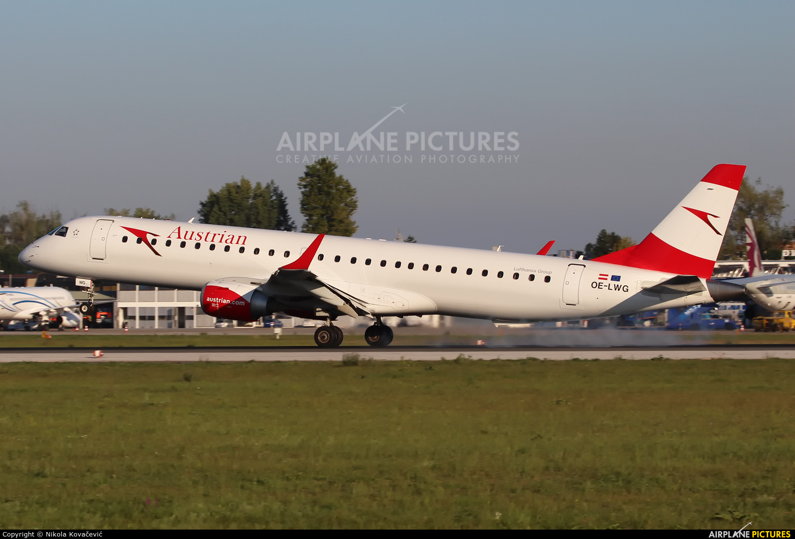 Austrian Airlines/Arrows/Tyrolean OE-LWG aircraft at Zagreb