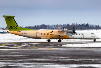 YL-BAI - Air Baltic de Havilland Canada DHC-8-400Q / Bombardier Q400